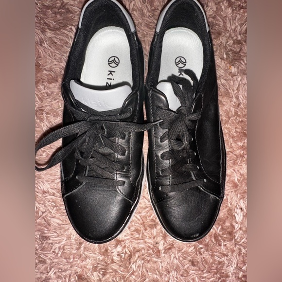 Kizik Black Leather slip on Sneakers M 6 W 7.5 comfort shoe casual athleisure - Picture 6 of 6